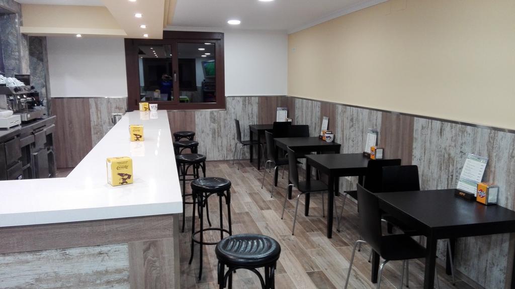 Hostal Nuevo Alonso Bembribe المظهر الخارجي الصورة